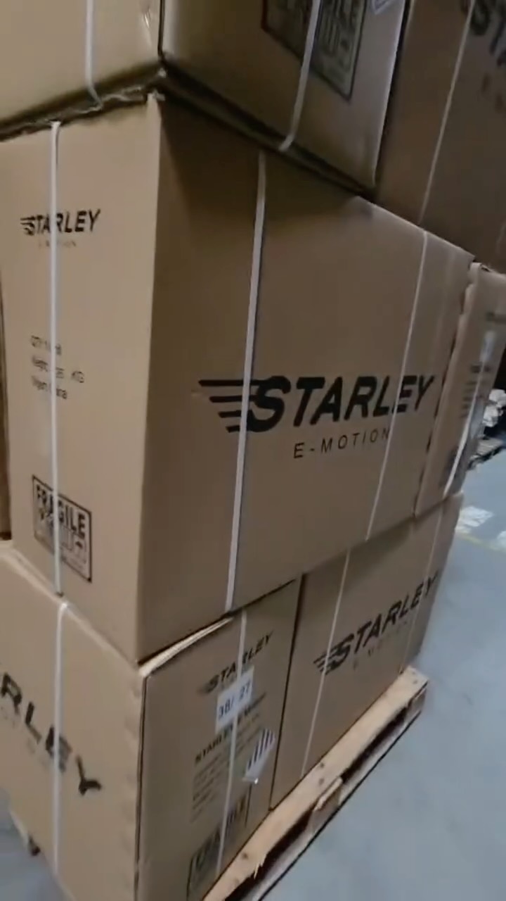 🔥 Se agotaron y volvieron. La preventa voló. 
Si querés la tuya es ahora! 
Esta navidad regalá movimiento 🚲 ⚡️
.
.
#bicicletaselectricas #bicicletaselectricasargentina 
#movilidadelectrica